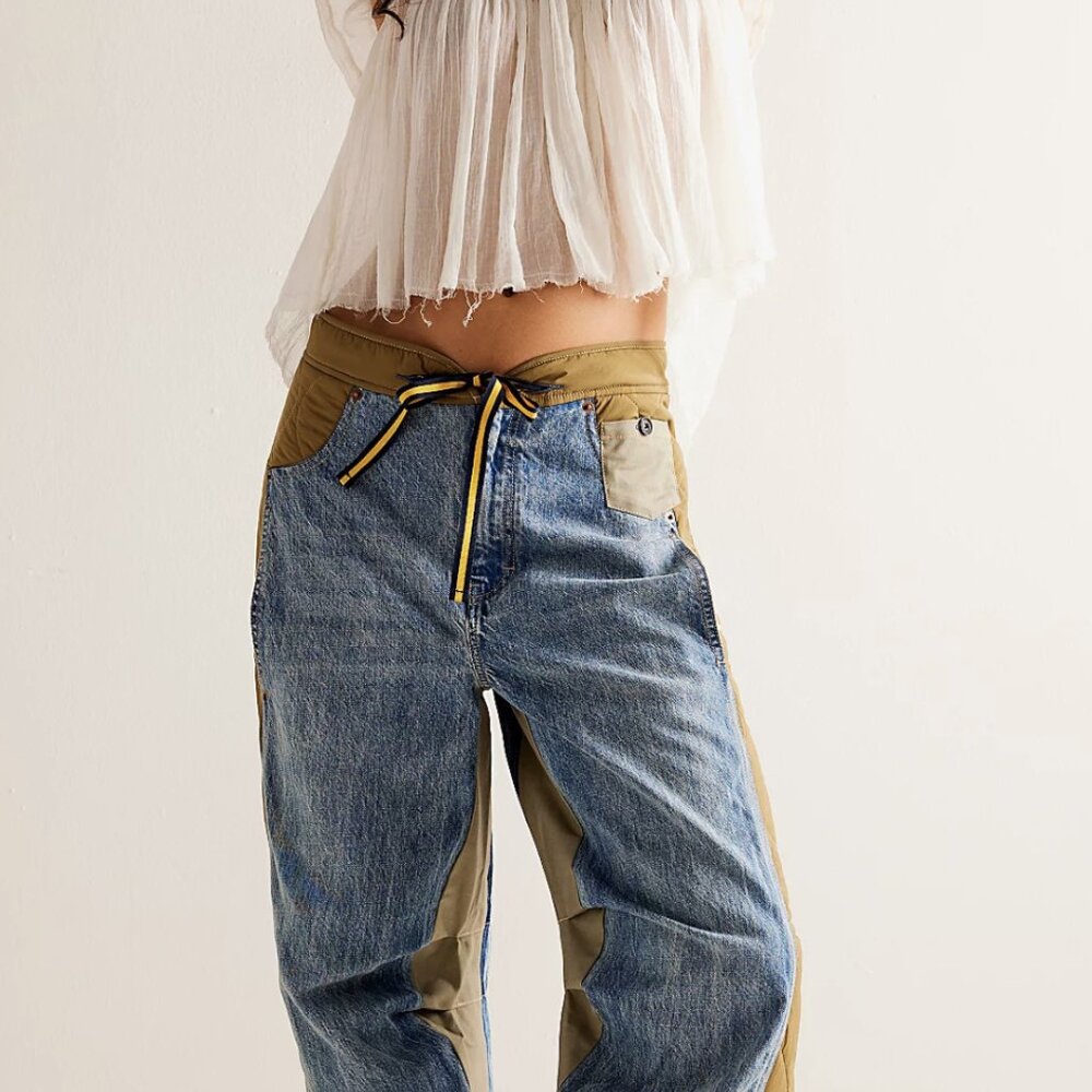We The Free – Delton Pieced Barrel Jeans (RARE) – Size 26